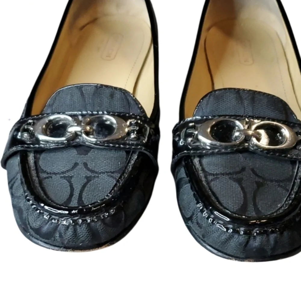 COACH Enrica Jacquard Patent Logo Flats Loafers Shoes EUC